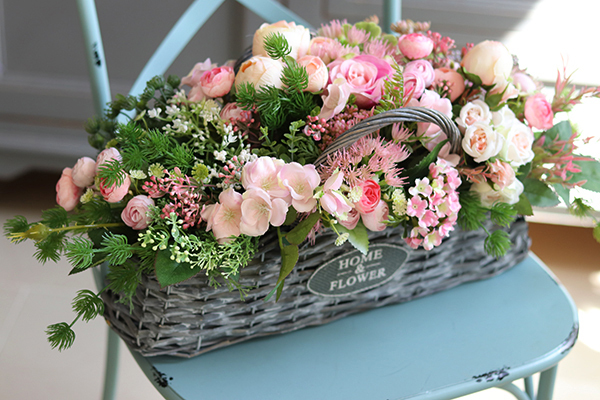 kosz pełen kwiatów, Pastelowa Leonissa, wym.25x54cm