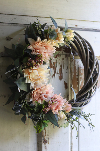 Berina, asymetryczny wianek na drzwi, śr.38cm 