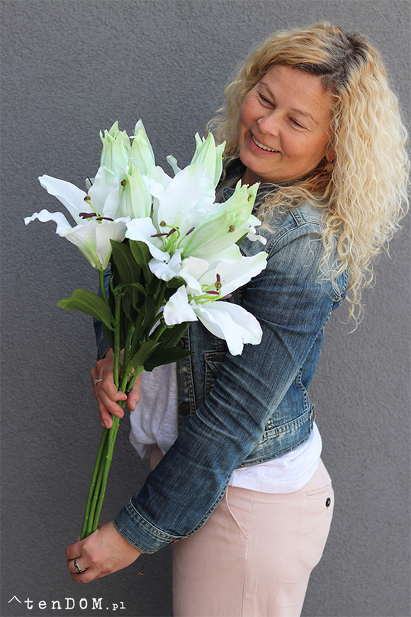 bukiet lilii Misella, białe, 6szt, dł. 70cm  