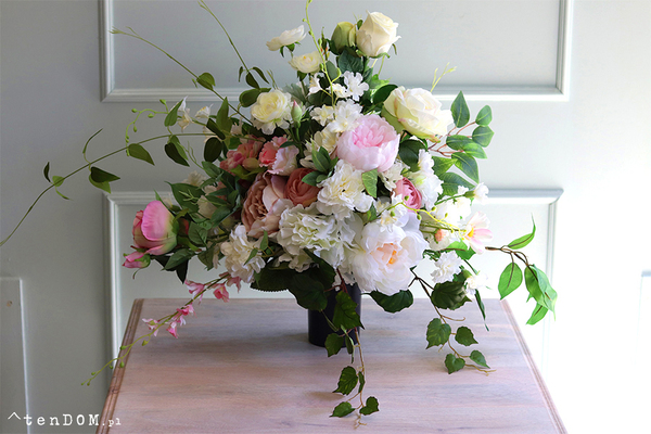 Karolitta, bukiet nagrobny, wys.55cm