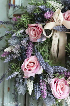 delikatny wiosenny wianek Lawendowe Wzgórza, śr.32cm