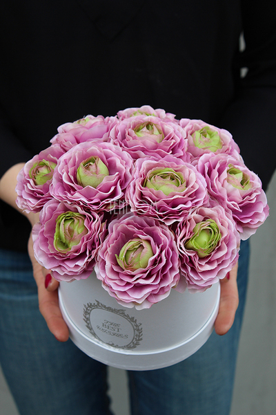 kompozycja kwiatowa / bukiet Flowerbox Stenna wys.22cm