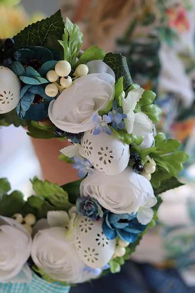 uroczy wianek Niebieska Wiosna, śr.30cm