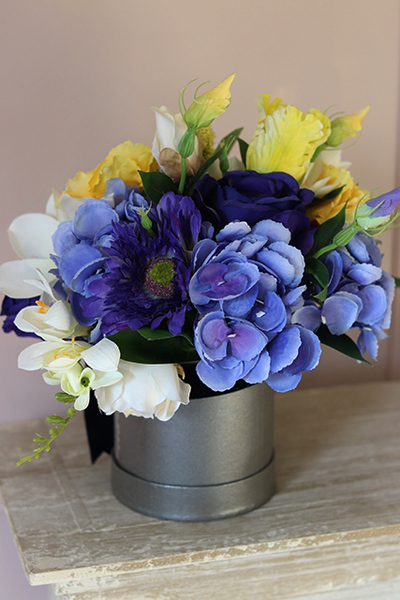 kompozycja kwiatowa / bukiet flowerbox, Wiosna w mieście, wys.23cm