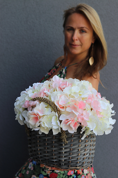 kosz z hortensjami Milena, wym.32x40x30cm