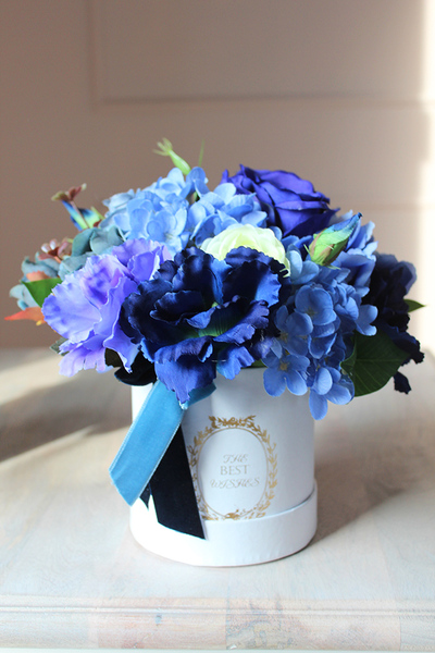 kompozycja kwiatowa / bukiet flowerbox, Marina 2, wys.23cm