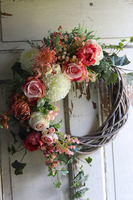 Berana, duży asymetryczny wianek na drzwi, śr.48cm