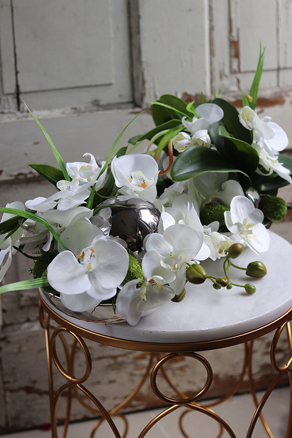 kompozycja kwiatowa Dekoria Silver Mini w srebrnej misie, wys.22cm