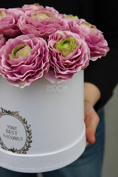 kompozycja kwiatowa / bukiet Flowerbox Stenna wys.22cm