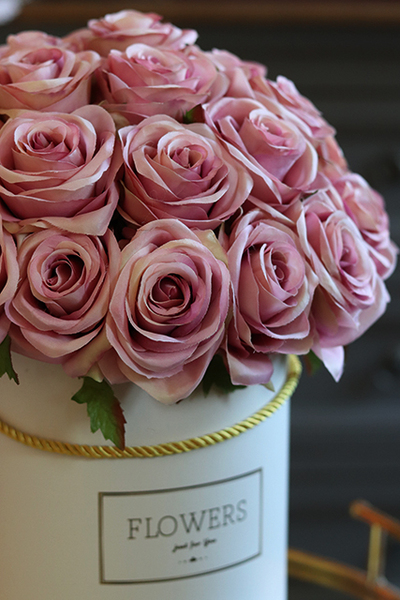 atrakcyjny flowerbox z różami Montana, wys.36cm