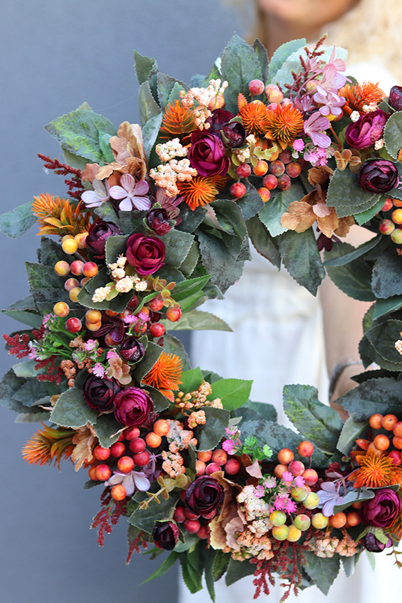 atrakcyjny kwiatowy wianek, Jesienna Melodia, śr.44cm