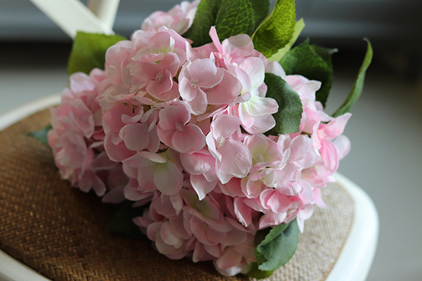 bukiet hortensji na piku, róż-krem, 5szt. dł.44cm