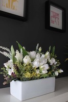 Łąka Tulipanów, doskonała kompozycja kwiatowa na stół, wys.22cm