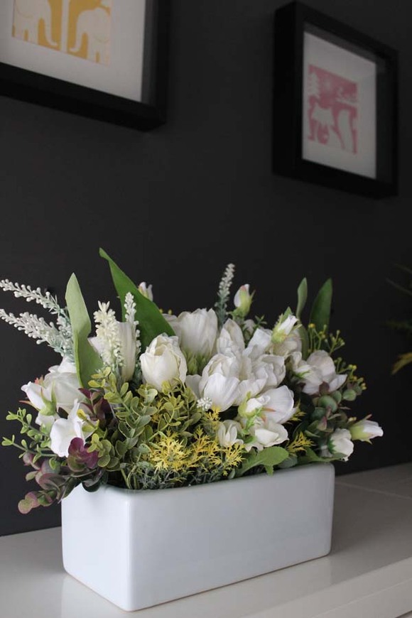 Łąka Tulipanów, doskonała kompozycja kwiatowa na stół, wys.22cm