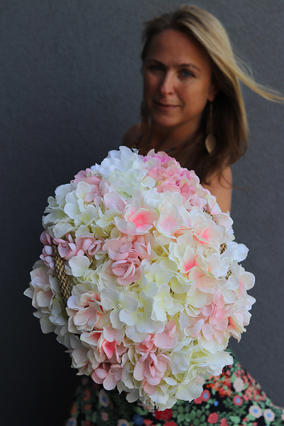 kosz z hortensjami Milena, wym.32x40x30cm