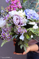 Violetta, bukiet nagrobny we wkładzie, wym.65x60cm