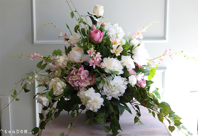 Karolitta, kompozycja / dekoracja nagrobna, wym.60x80cm