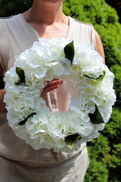 Biała Hortensja wianek na drzwi, śr.30cm  