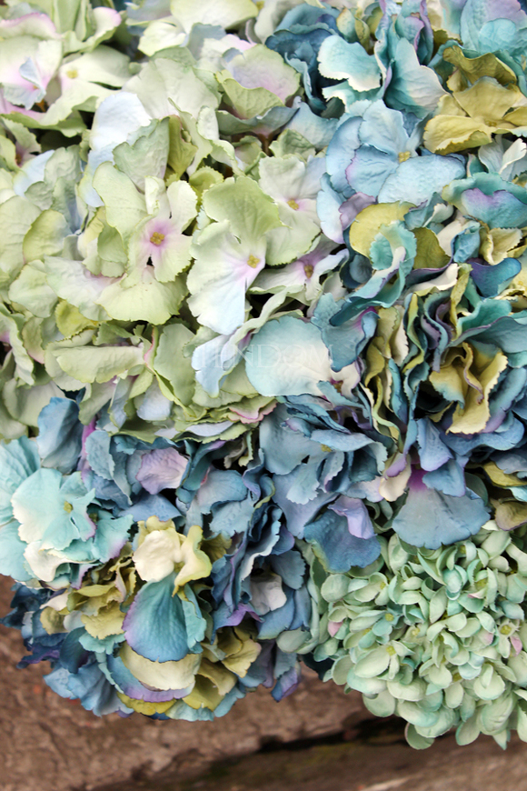 bogaty kosz ze szlachetnymi hortensjami Exclusive Blue Ocean 56x56cm