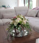 Manfredo 2, kompozycja kwiatowa w srebrnym naczyniu, wys.30cm