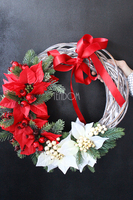 Gwiazda Betlejemska Red&White wianek / stroik dekoracyjny, szer.42 cm