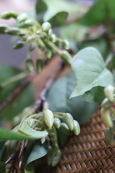 kwitnąca zielona gałązka, Mirella, dł.90cm