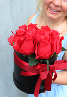 Red Fire, kompozycja kwiatowa, flowerbox, wys.25cm