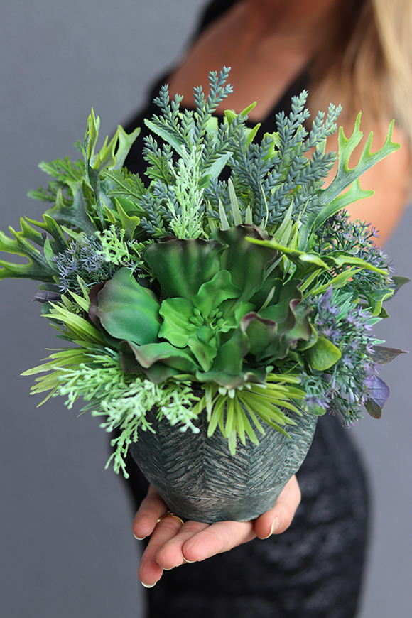 Georra, sukulenty, kompozycja ze sztucznych roślin w etno donicy, wys.28cm