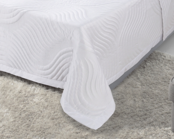 Teresa, satynowa narzuta, biel, wym.160x220cm+poszewki 2szt.45x45cm