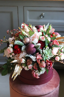 Bernardyna, bordowy flowerbox zimowy(całoroczny), wys.45cm 