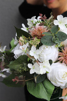 Florencja Small, niezwykle piękny welurowy flowerbox z białymi kwiatami, wys.37cm