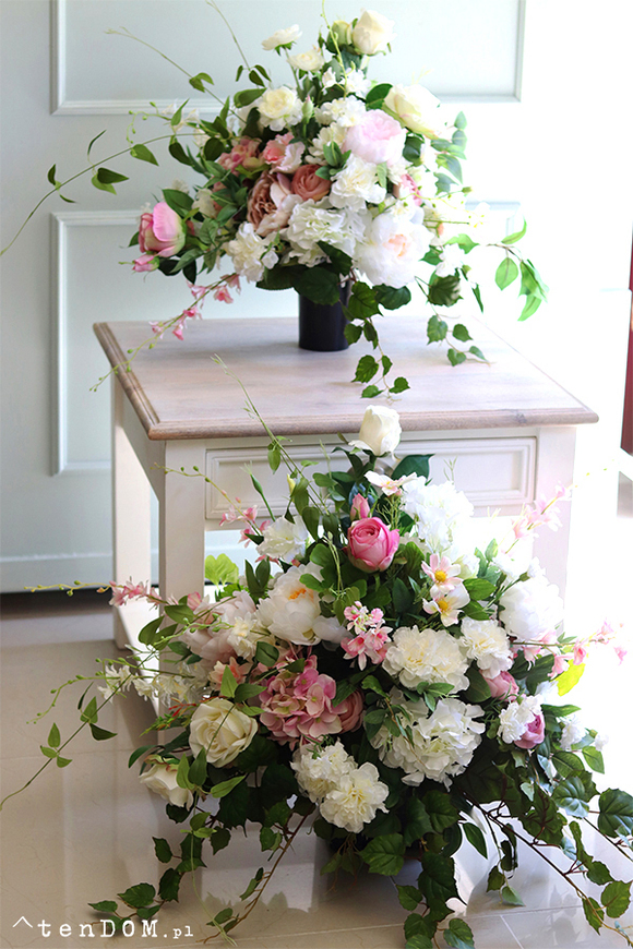 Karolitta, kompozycja / dekoracja nagrobna, wym.60x80cm