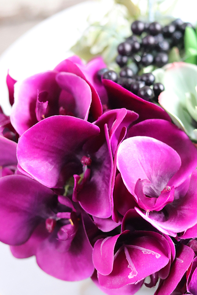 dekoracja z sukulentami i storczykiem, Serce z Orchideą Fuschia, wym.26x26x17cm