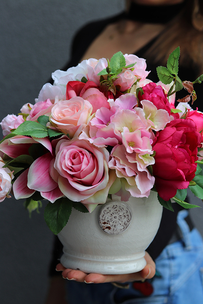 Spring Time Small, barwna kompozycja kwiatowa, wys.27cm