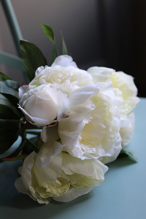 bukiet śmietankowych Piwonii, White Spring, 8szt., dł.35cm 