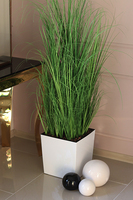 Magoda, nowoczesna kompozycja ze sztucznej trawy, wys.145cm