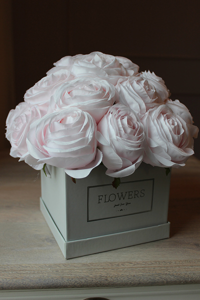Cristina Small, ekskluzywny flowerbox / kompozycja kwiatowa, wys.22cm