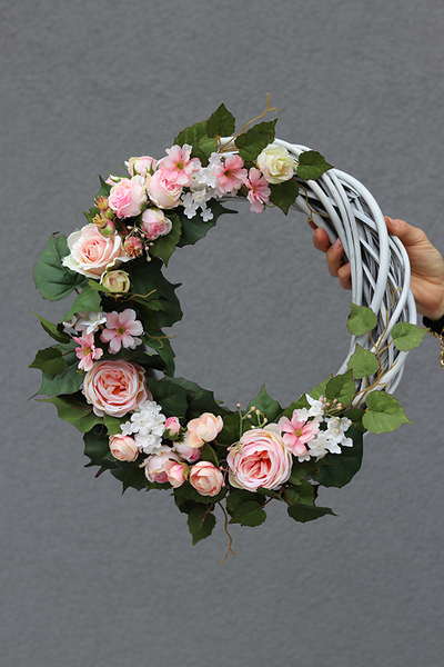 Leonida, subtelny wianek na drzwi, śr.30cm