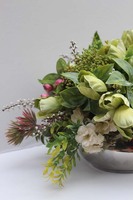 Doskonała Harmonia, dekoracja kwiatowa w srebrnym naczyniu, wys.24cm