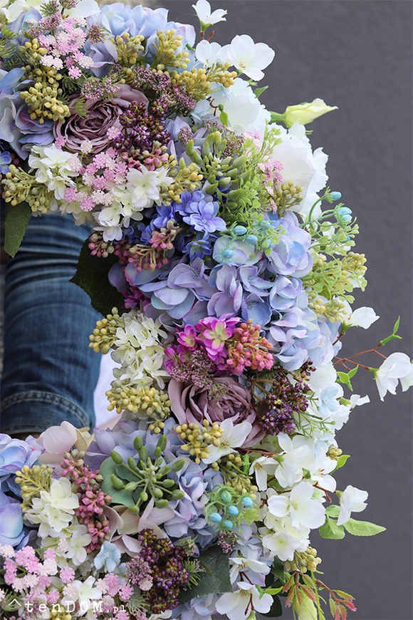 atrakcyjny wielki kwiatowy wianek, Czarująca Wiosna, śr.60cm   