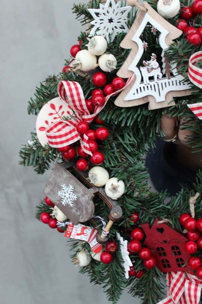 wyjątkowy wianek na drzwi, Domeczek, śr.35cm