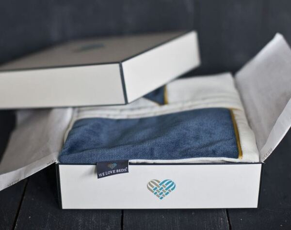 Geometric New York, poduszka dekoracyjna welurowa, wym.40x60cm