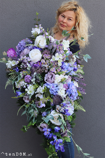 Violetta, komplet dekoracji nagrobnych, wiązanka + bukiet