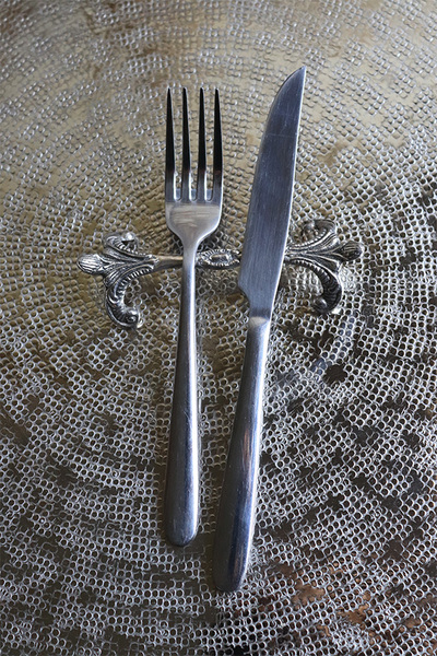 OD RĘKI posrebrzane koziołki pod sztućce, Pałacowe, 6 sztuk