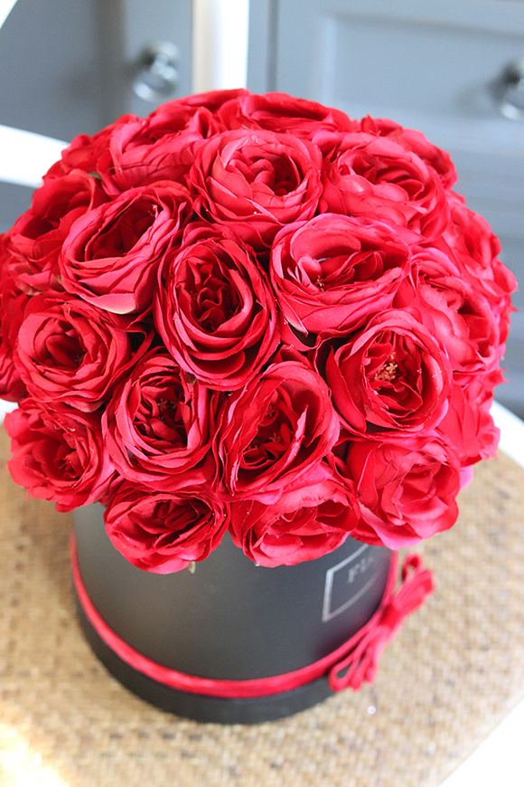 elegancki flowerbox na prezent, Pokochaj Mnie, wys.36cm