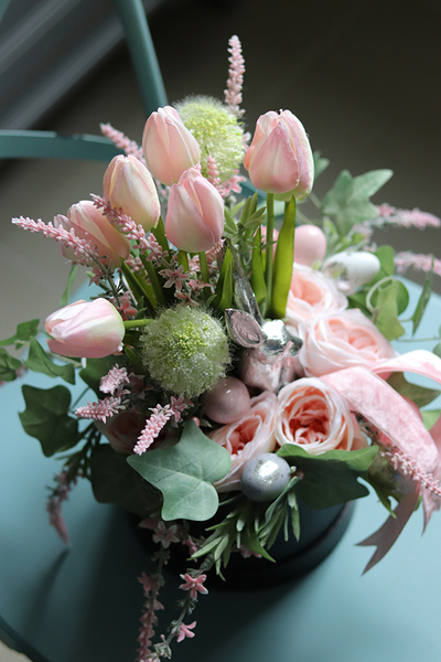 Parella, wiosenny flowerbox z tulipanami, wys.35cm