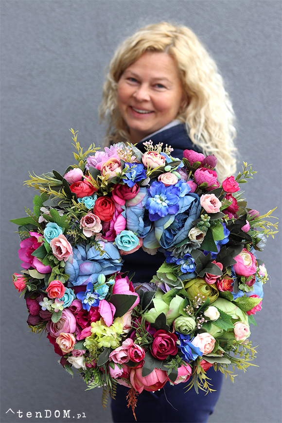 Caryca Katarzyna Novenna, kolorowy wianek na drzwi, śr.40cm 