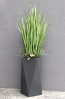 kompozycja Nevis Design 2, Trawy & Sukulenty w szarej donicy, wys.175cm