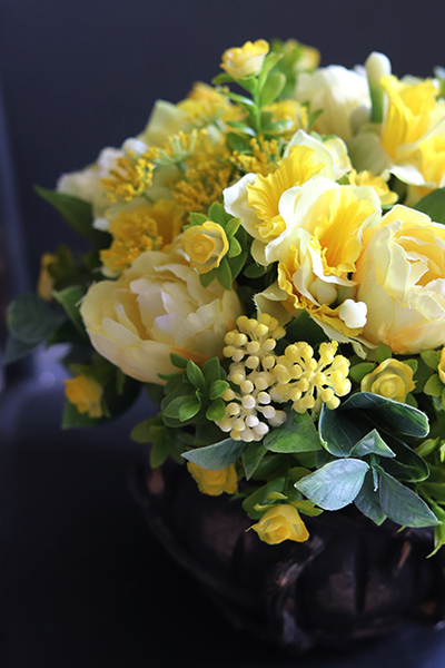 Igaria, kompozycja z wiosennych kwiatów, wym. 26x15cm