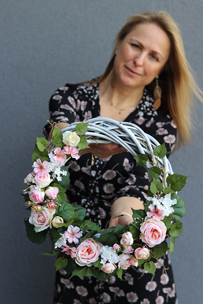 Leonida, subtelny wianek na drzwi, śr.30cm